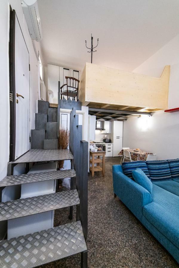 Anais' Loft- Osp. Sant'Orsola-Fiera Apartment โบโลญญา ภายนอก รูปภาพ