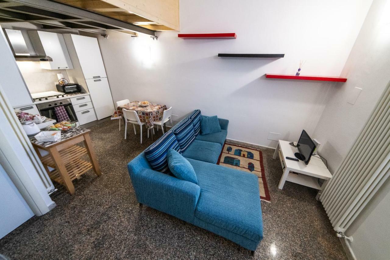 Anais' Loft- Osp. Sant'Orsola-Fiera Apartment โบโลญญา ภายนอก รูปภาพ
