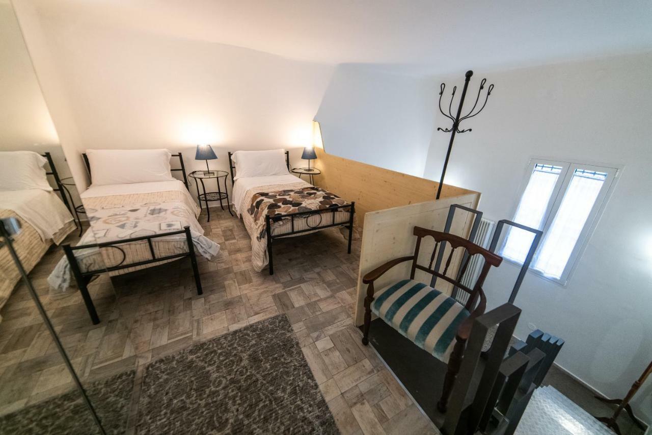 Anais' Loft- Osp. Sant'Orsola-Fiera Apartment โบโลญญา ภายนอก รูปภาพ