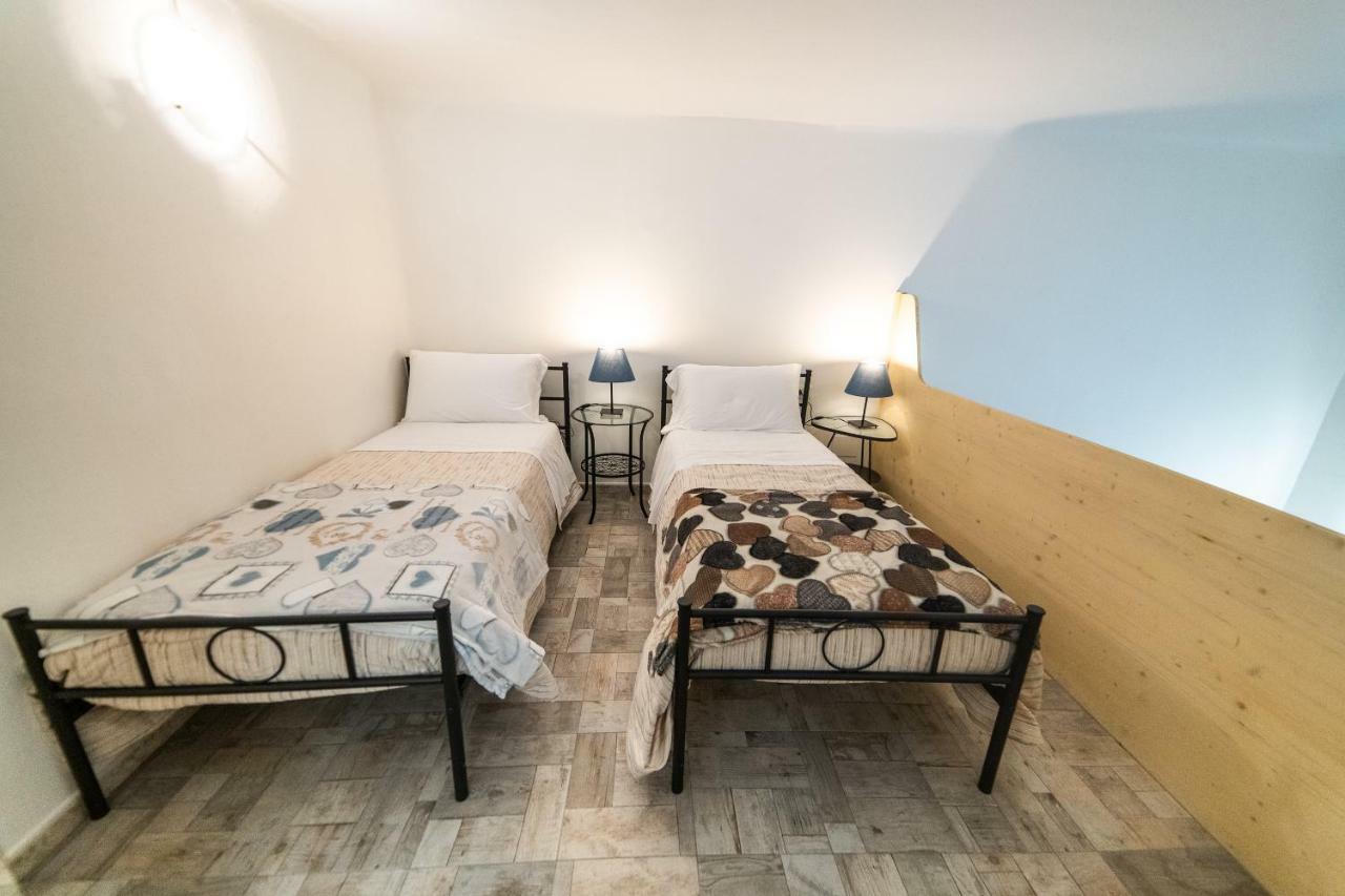 Anais' Loft- Osp. Sant'Orsola-Fiera Apartment โบโลญญา ภายนอก รูปภาพ